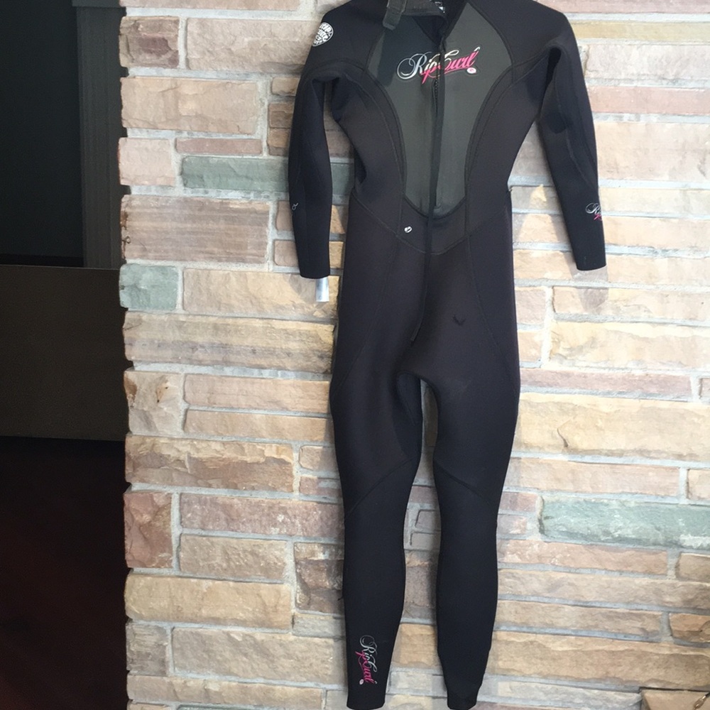 💕🌊Rip Curl wet suit 🌊💕